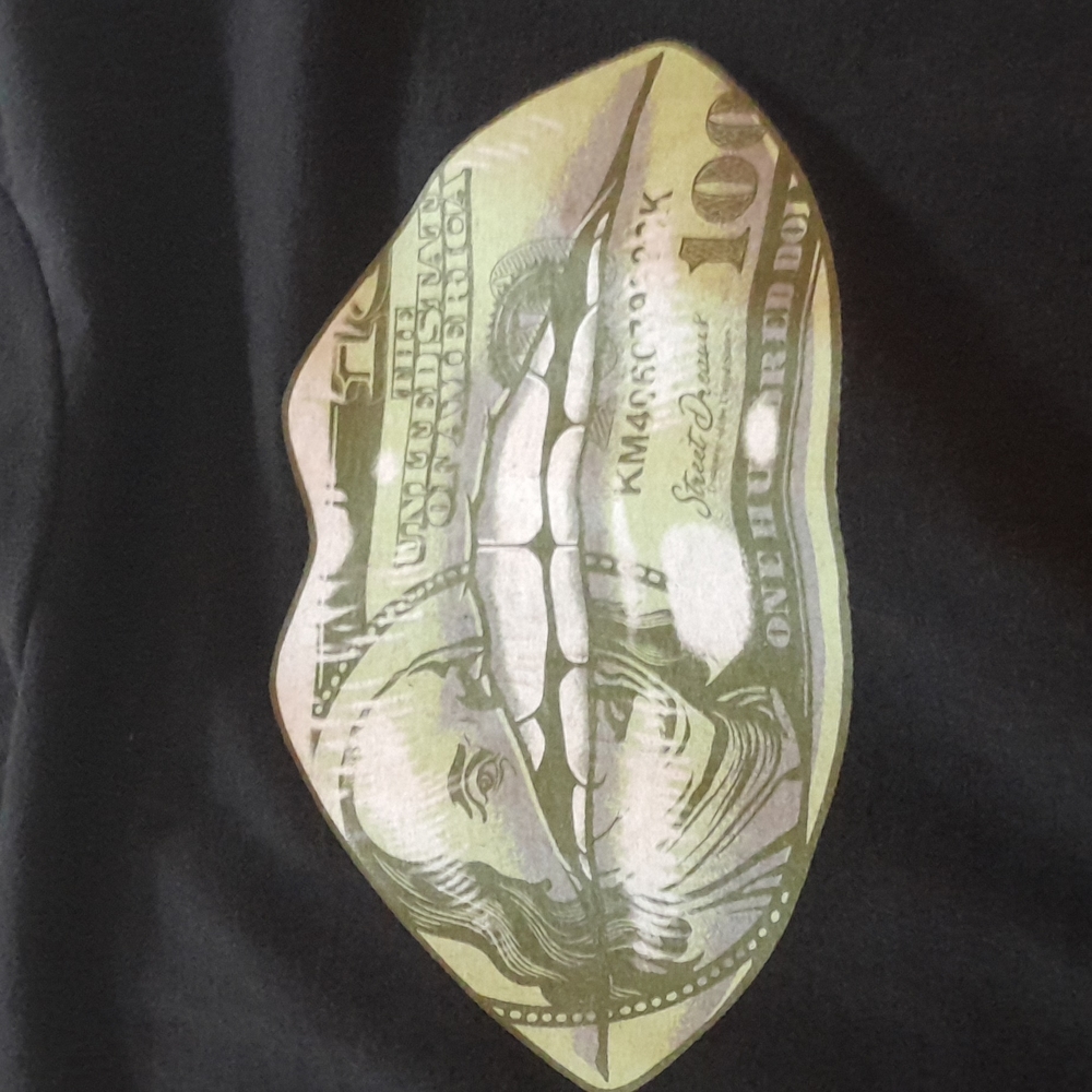 Hundred dollar lips Tshirt